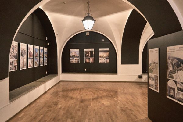 Выставка «Архитектура как искусство»