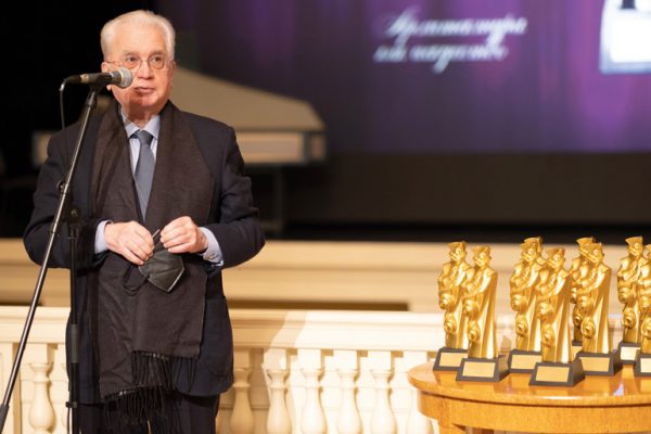 Михаил Пиотровский